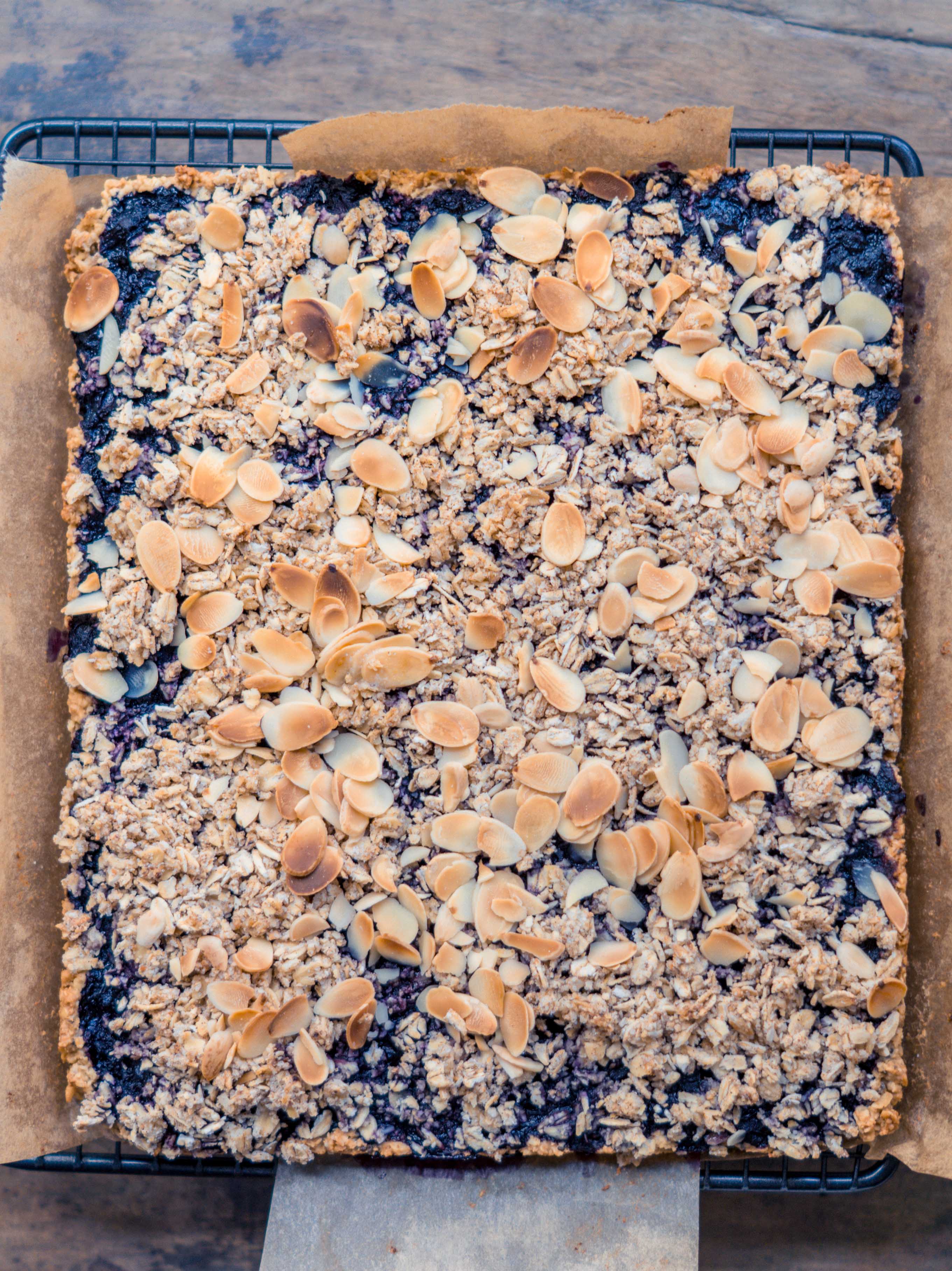 Blueberry oatmeal bars