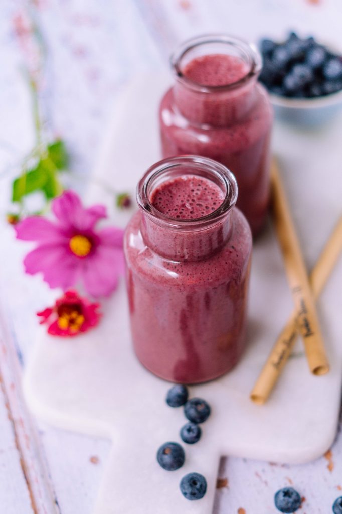 Berry Passion Fruit Smoothie with coconut milk Klara`s Life