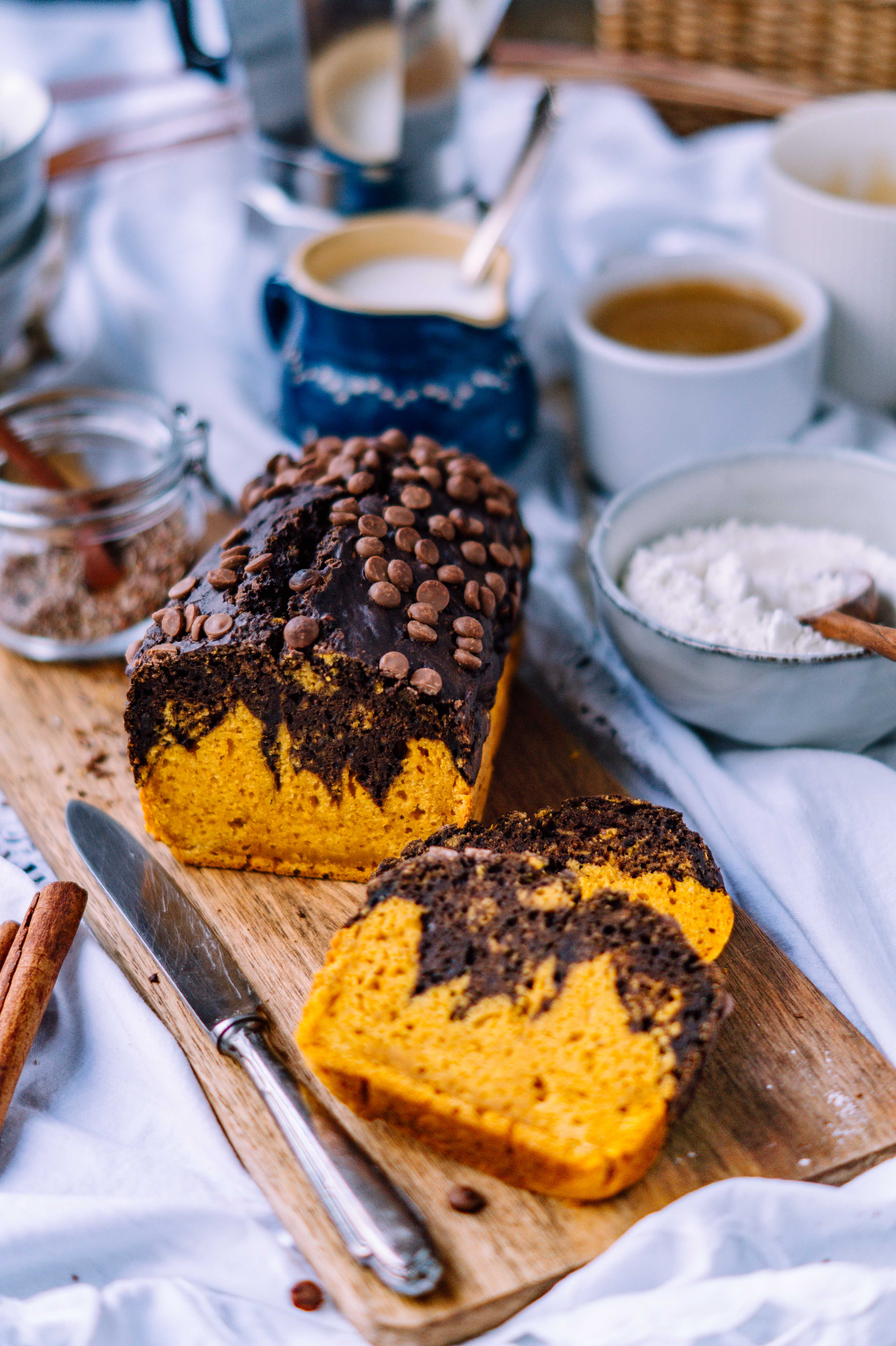 Schokoladen Kürbis Kuchen | saftiger Marmorkuchen - Klara`s Life