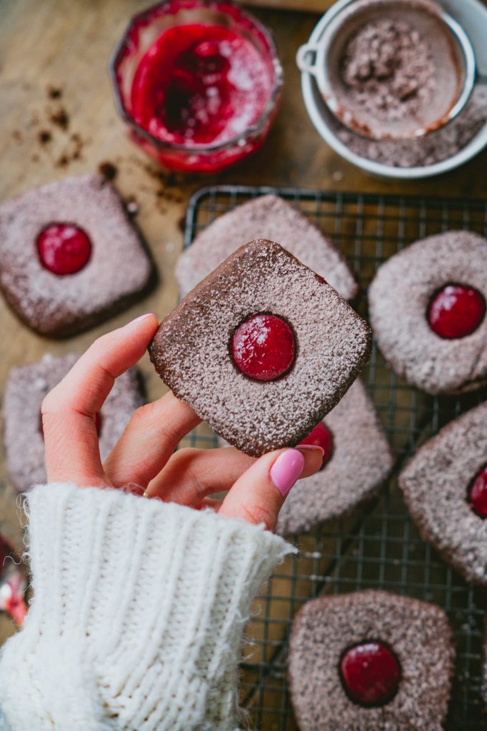 Chocolate Nutmeg Cookies recipe vegan Klara`s Life