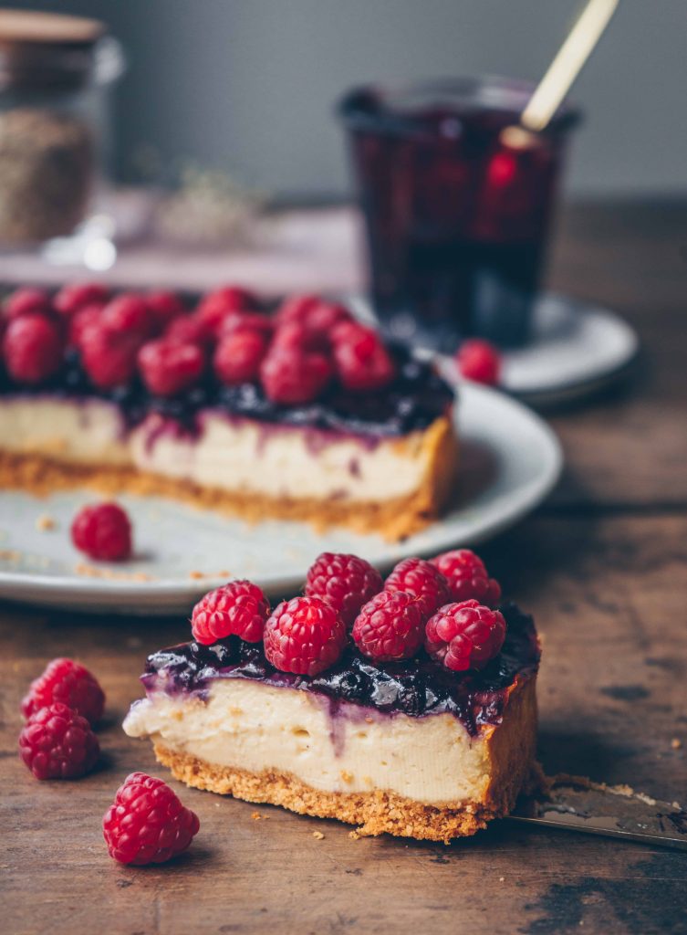 Cheesecake with blueberry compote - Klara`s Life
