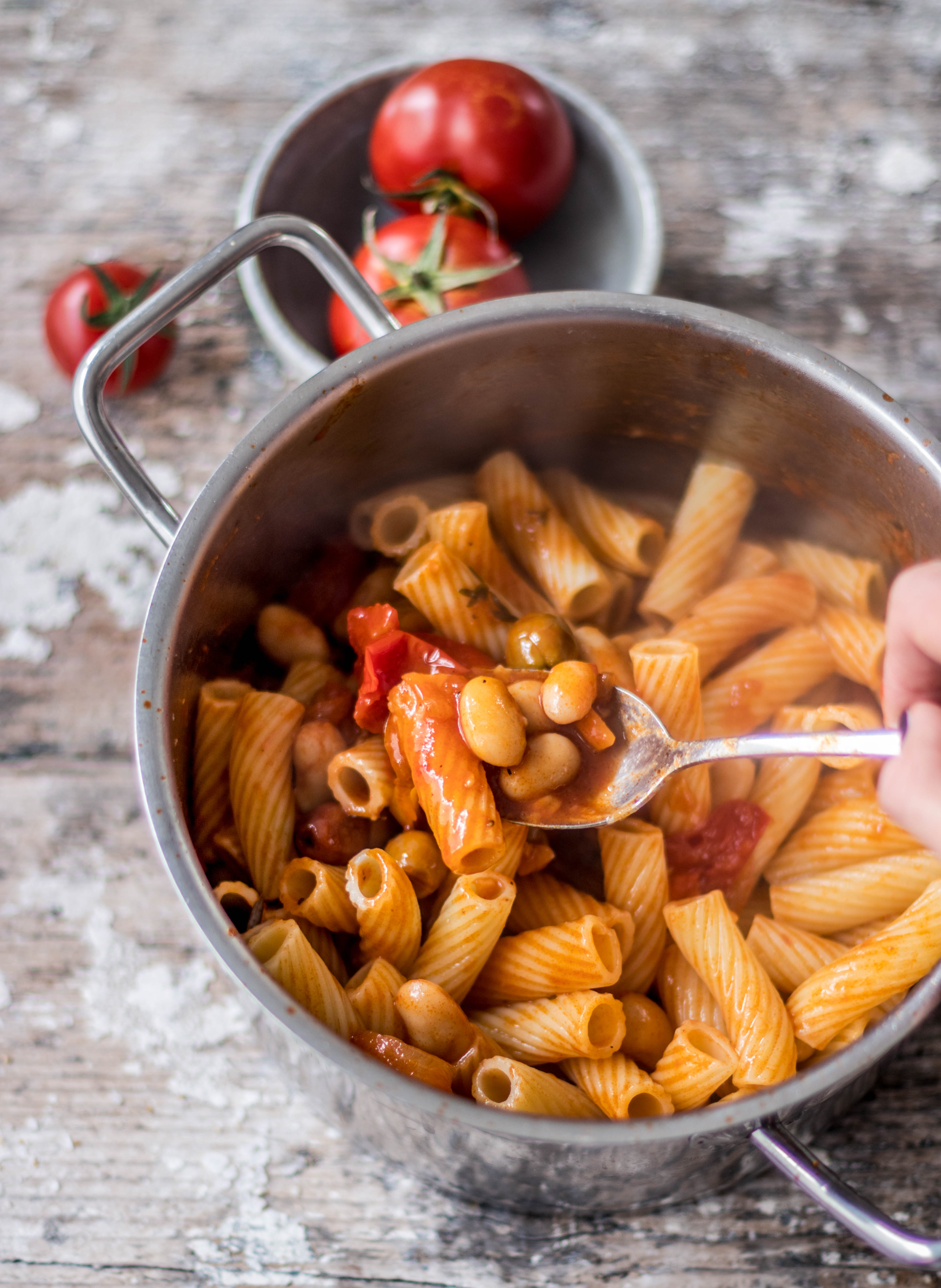Tomaten Paprika Pasta Sauce | einfaches &amp; schnelles Rezept - Klara`s Life