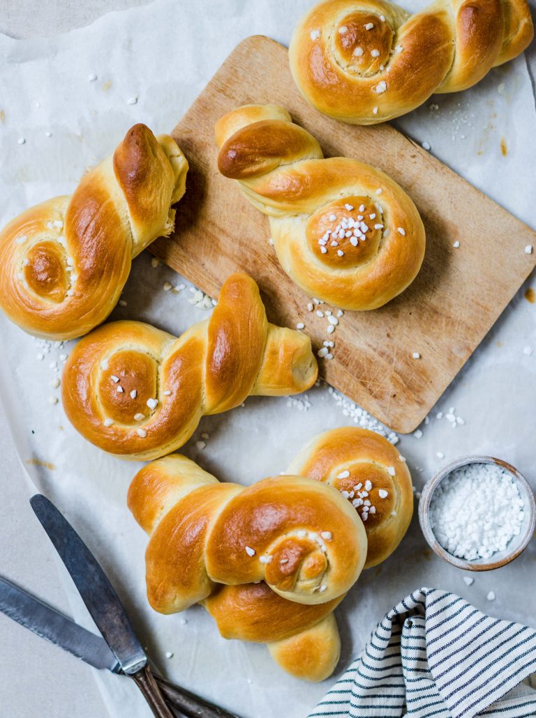 Easter Bunny Rolls homemade & easy Klara`s Life
